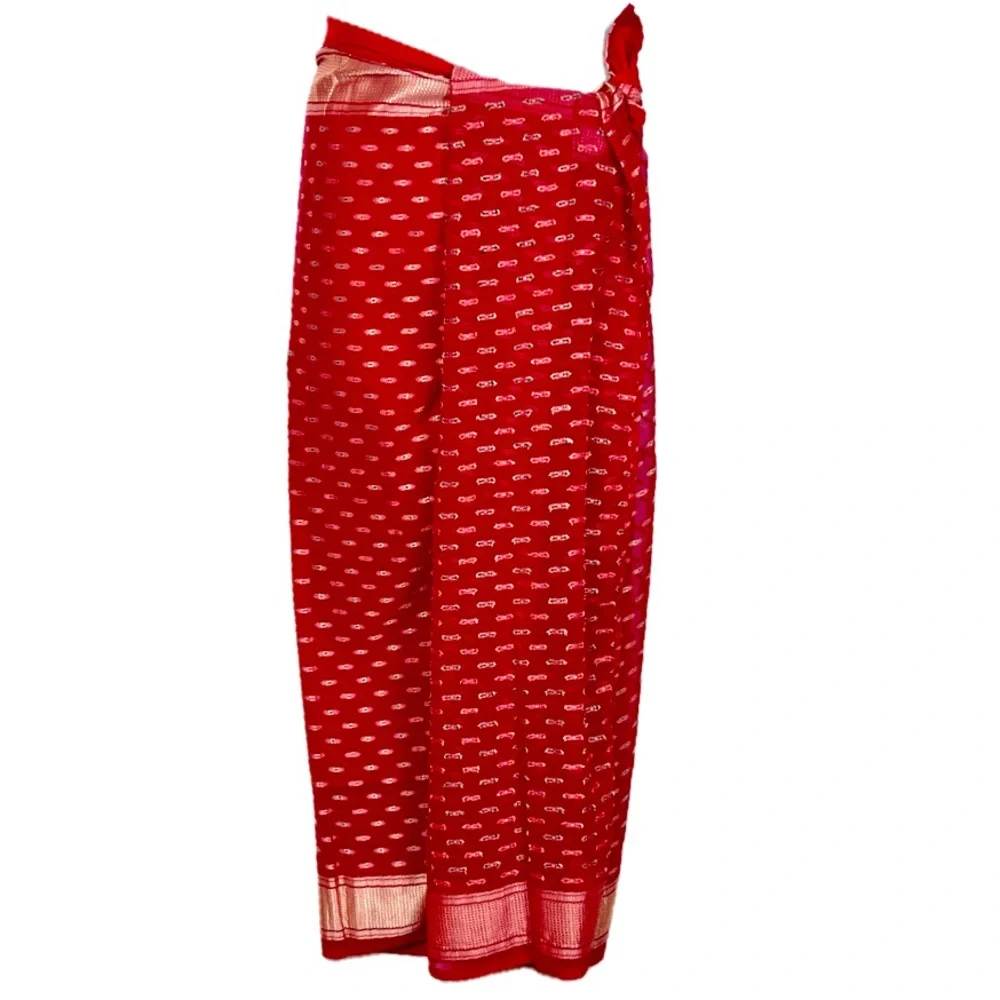 Red Silk Saree Sari Sarong Songket Gold Thread Petticoat Lined Handwoven in Bali